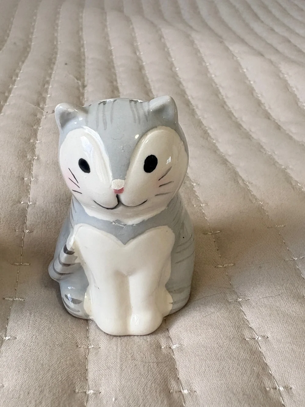 Ceramic Cat Salt and Pepper Shakers Set - Black Tuxedo Grey Tabby Kitty Decor
